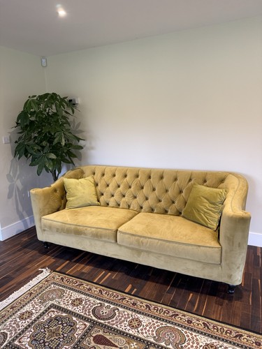 Chesterfield style seater - style, 3